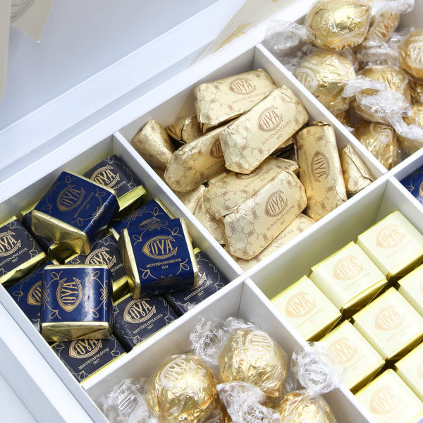 Scatola in Legno "Selezione Cova" con Cioccolatini Assortiti