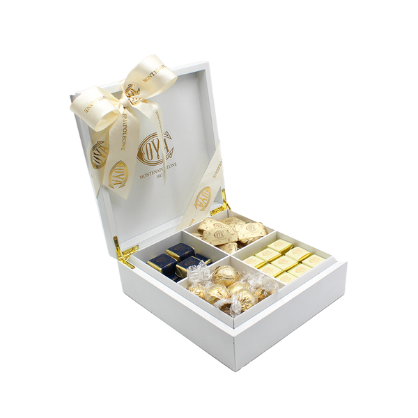 Scatola in Legno "Selezione Cova" con Cioccolatini Assortiti