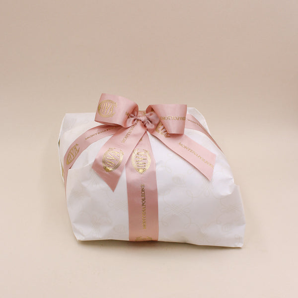 Traditional Colomba in Classic Wrapping