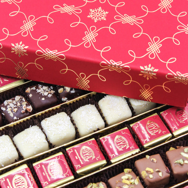 Scatola con praline e cioccolatini assortiti gr. 540