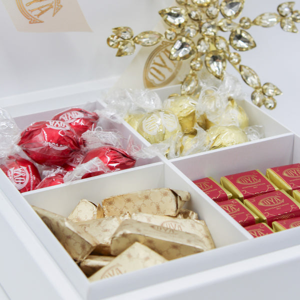 Scatola in Legno "Selezione natalizia Cova" con Cioccolatini Assortiti