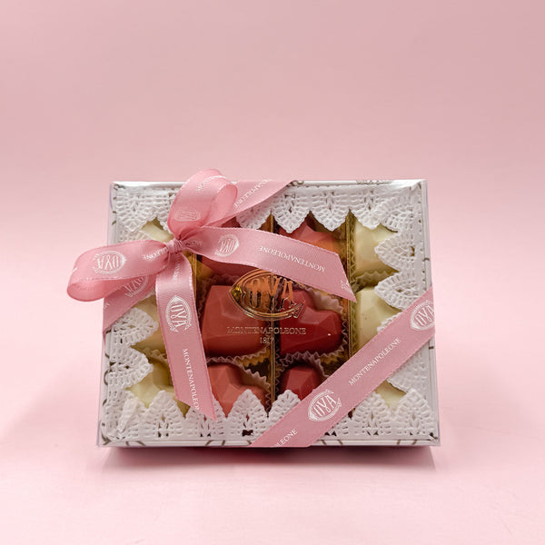 Transparent Box with Diamond Hearts gr. 300