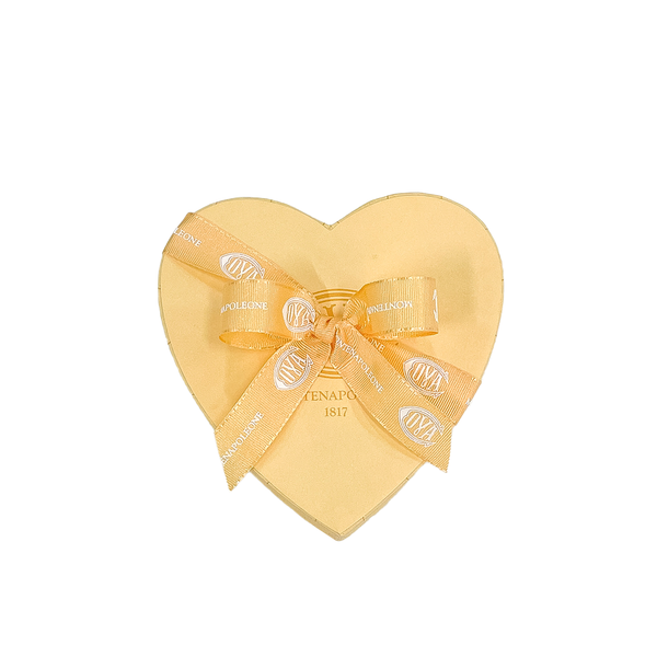 Gift Box Heart with Cappuccino Squares (150gr)