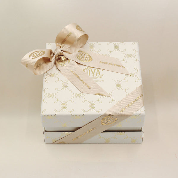 Gift Box with Quadrotti and Logo Cova Pralines 80 g.